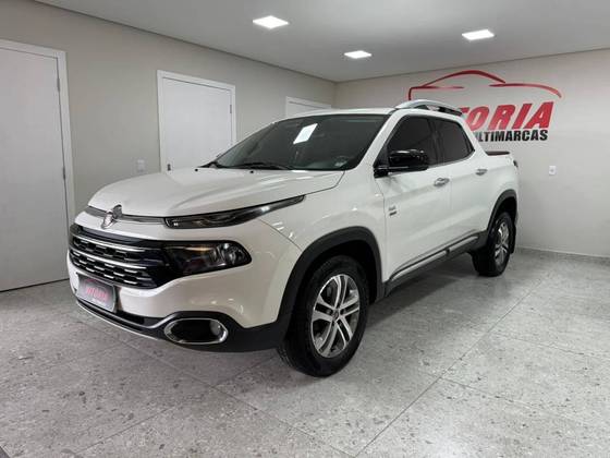 FIAT TORO 1.8 16V EVO FLEX FREEDOM AT6 FIAT TORO 1.8 16V EVO FLEX FREEDOM AT6